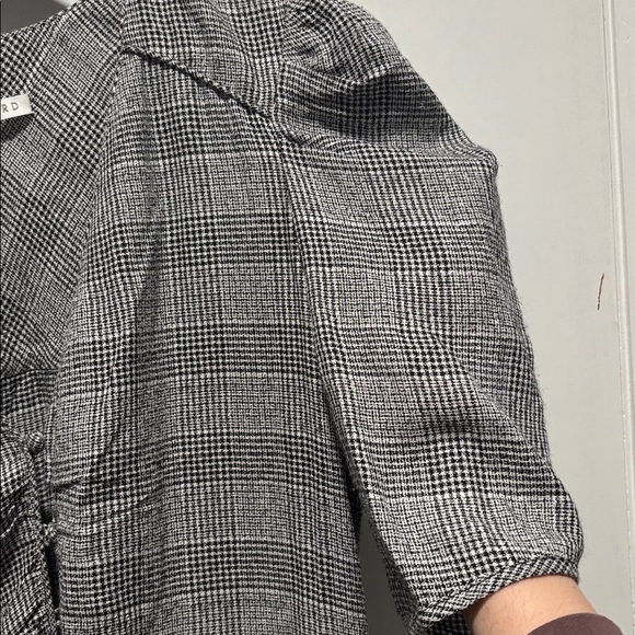 VERONICA BEARD plaid short sleeve button down blouse - Picture 4 of 6